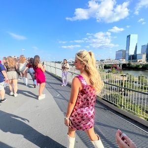 TAYLOR SWIFT ERAS TOUR PINK SEQUIN LOVER SET